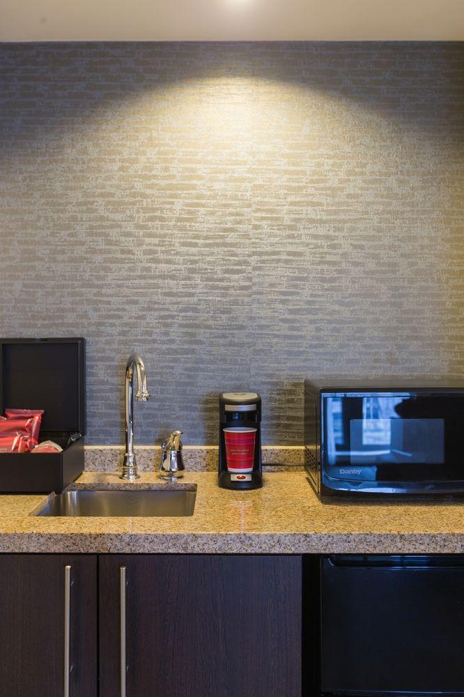 Chicago Marriott Suites O'Hare Rosemont Exterior photo