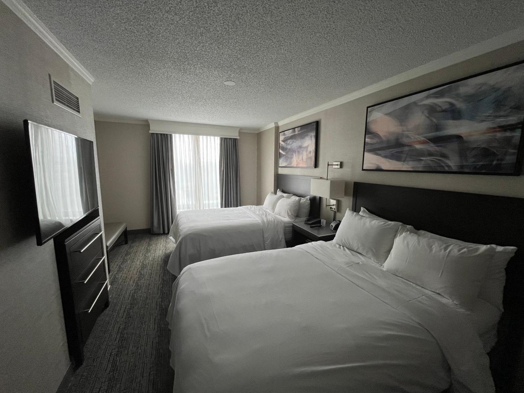 Chicago Marriott Suites O'Hare Rosemont Exterior photo