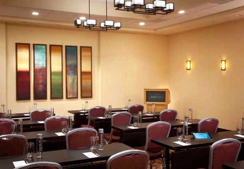 Chicago Marriott Suites O'Hare Rosemont Exterior photo