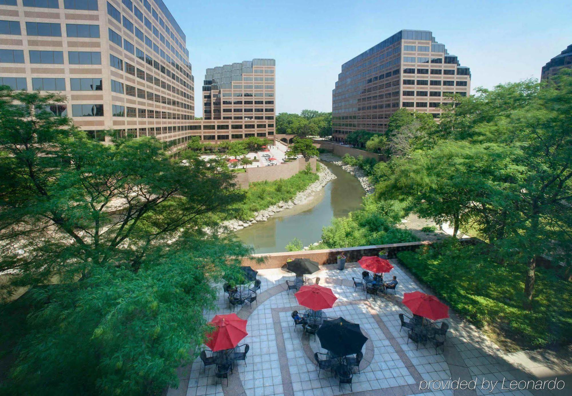Chicago Marriott Suites O'Hare Rosemont Exterior photo
